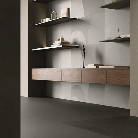 Leonardo Motif
